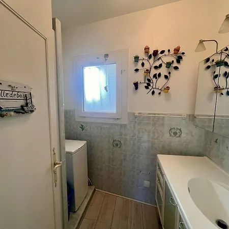 3 Pieces A Cavalaire-sur-mer, Proche Avec Parking - Fr-1-226b-76 Apartment Cavalaire-sur-Mer