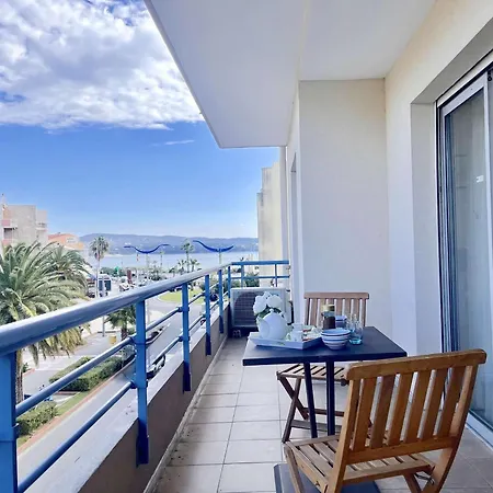 3 Pieces A Cavalaire-sur-mer, Proche Avec Parking - Fr-1-226b-76 Apartment
